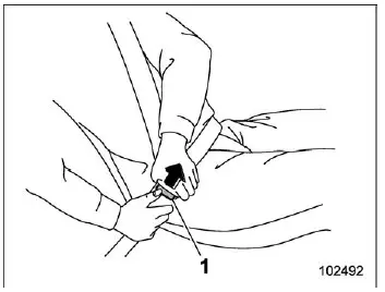 Subaru Ascent seatbelt release button on buckle