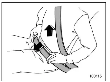 Subaru Ascent fastening center seatbelt buckle connection
