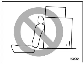 Subaru Ascent cargo loading height safety for third row passengers