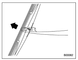 Rear window wiper blade assembly